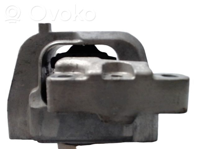 Engine mount bracket   2Q0199262AN,2Q0199262AN