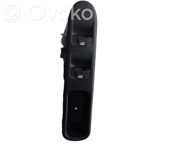Peugeot 307 Electric window control switch 