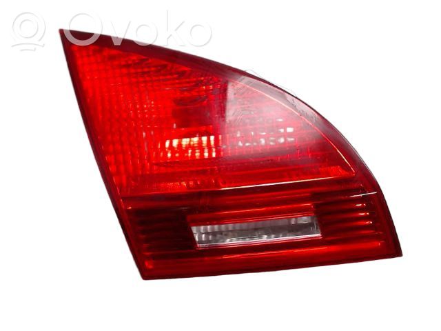 KIA Venga Tailgate rear/tail lights 