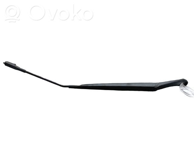Nissan Qashqai Ramię wycieraczki szyby przedniej / czołowej 