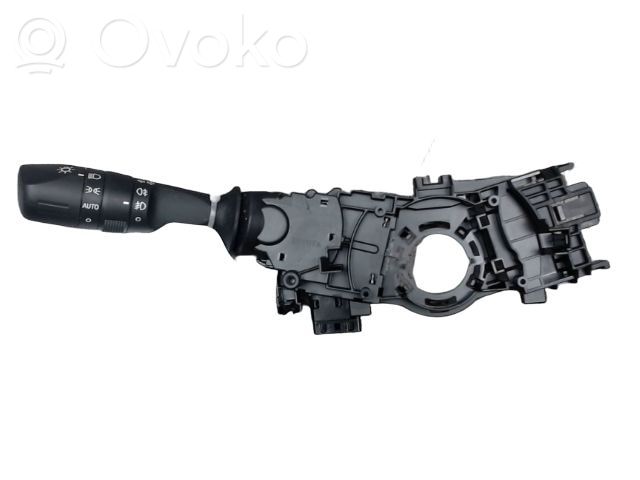 Toyota Auris E180 Commodo de clignotant 
