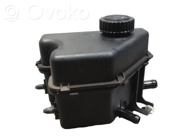 Ohjaustehostimen nestesäiliö   4009R2,4009R2