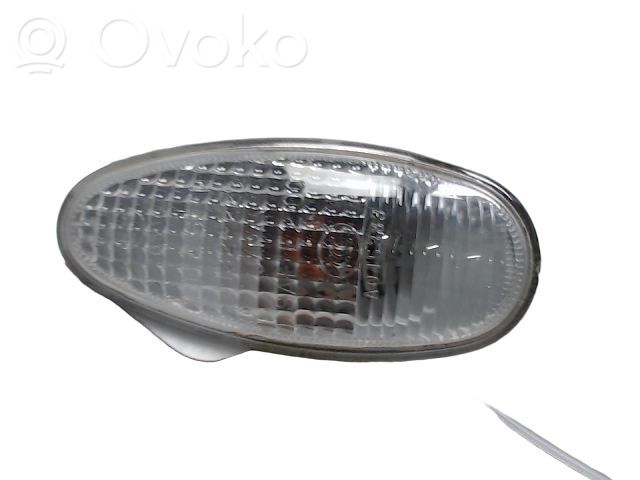 Peugeot iOn Front fender indicator light 