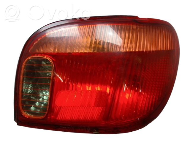 Toyota Yaris Luz trasera/de freno 