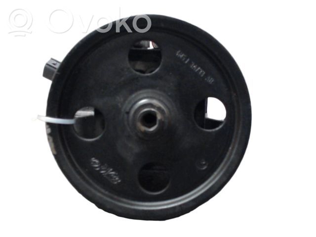 Ford Focus C-MAX Power steering pump 