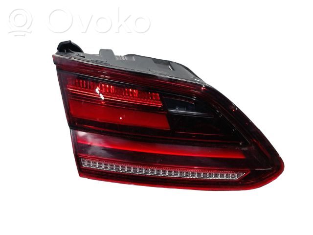 Volkswagen Arteon Lampy tylnej klapy bagażnika 