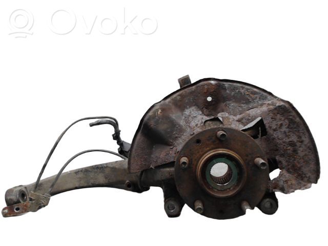 Mazda 6 Etupyörän napa laakerilla 