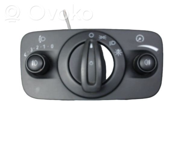 Light switch   1787264,10091953,1787264,AV6T13A024CB