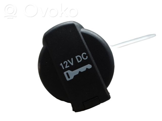 12 V Socket (front)   C416