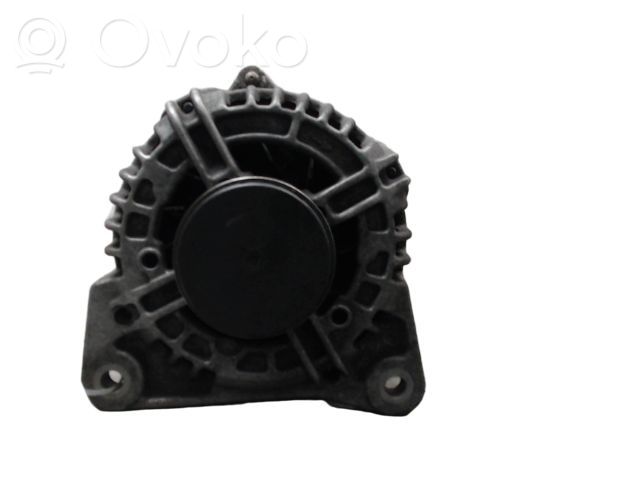 Renault Clio III Generator/alternator 