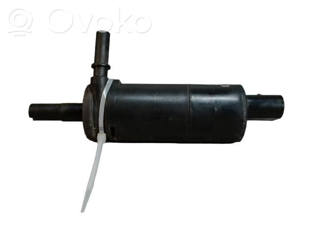 Chevrolet Captiva Windscreen/windshield washer pump 