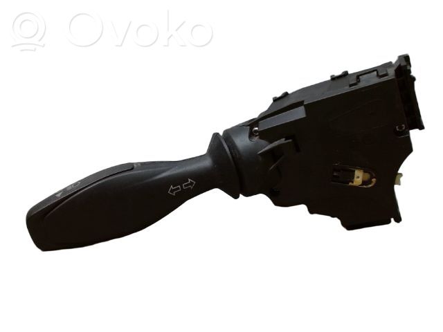 Commodo de clignotant   1682218,1682218,8A6T13335AD