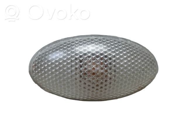 Front fender indicator light   6325G3,0910915,15225589,180273002,1802730021,3040974,4225178,44183535,5501404NAE,632561,632574,6325G3,6325G4,6600078,817300H010,9680057480,9680057680,CI2014041,CI3044041,CI3204041,CI5204041,CI5224041,CI5224041CZ,CI7154041,CI7174041,CI9174041,FL0291,PG0094041,PG0614041,PG2014041,PG4224041,PG9064041,PG9084041,TY2014041