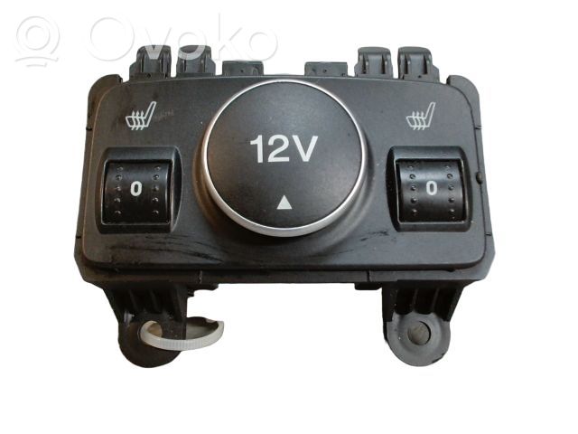 Ford Grand C-MAX Seat heating switch 