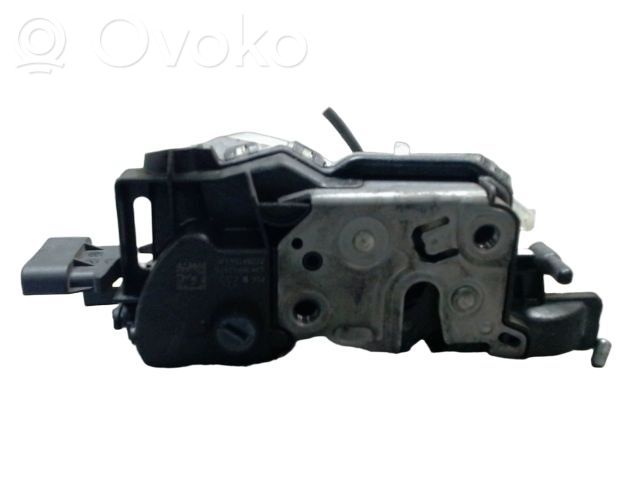 Peugeot 407 Zamek drzwi przednich 