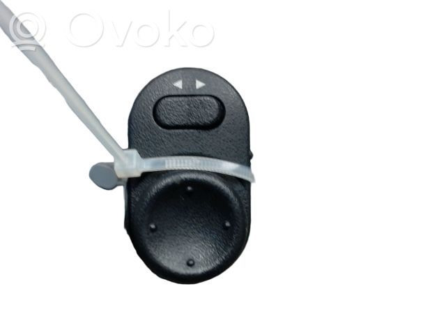 Opel Corsa C Wing mirror switch 