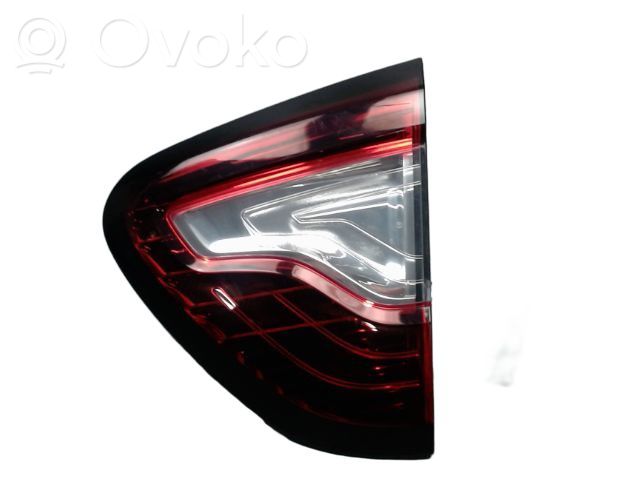 Renault Captur Tailgate rear/tail lights 