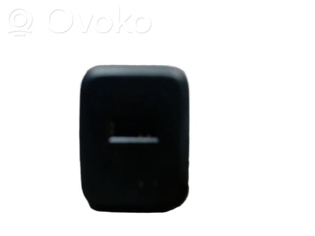 Opel Corsa E USB-Anschluss 