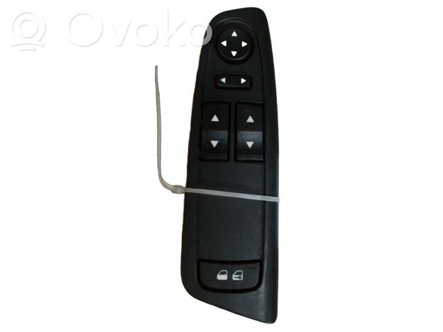 Fiat Stilo Przyciski szyb 