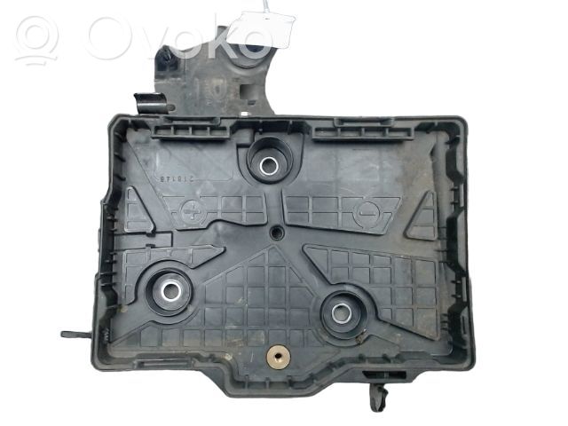 Renault Captur Akumuliatoriaus tvirtinimo padas 