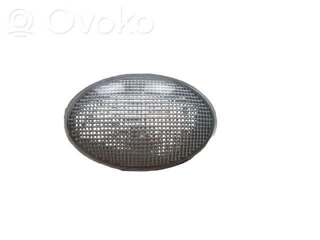 Opel Corsa C Semnalizator bară față 