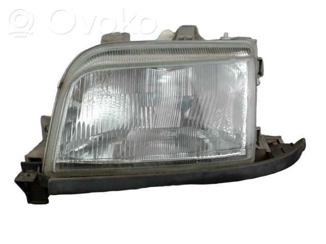 Renault Clio I Faro/fanale 