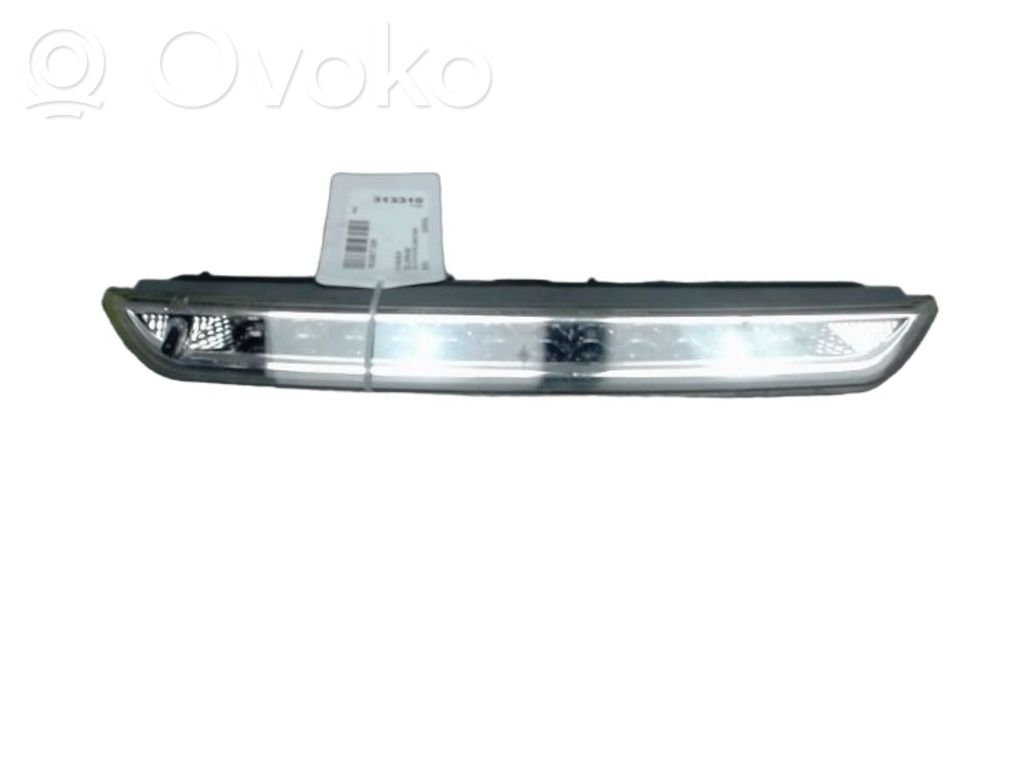 Peugeot 2008 I Luce d’arresto centrale/supplementare