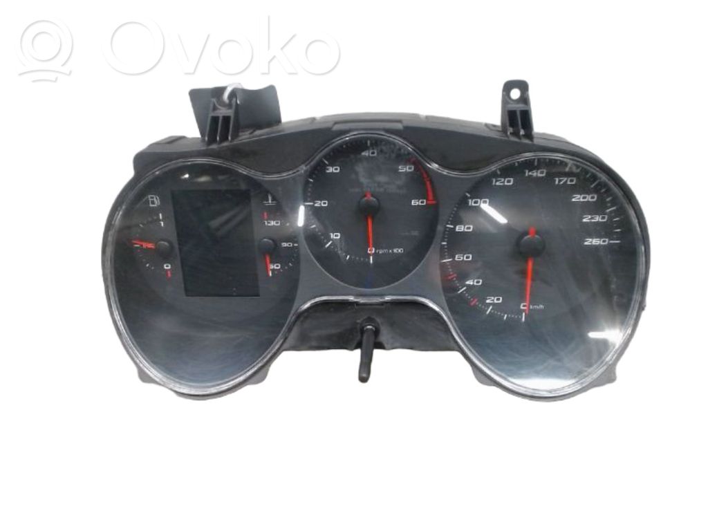 Seat Altea XL Geschwindigkeitsmesser Cockpit 