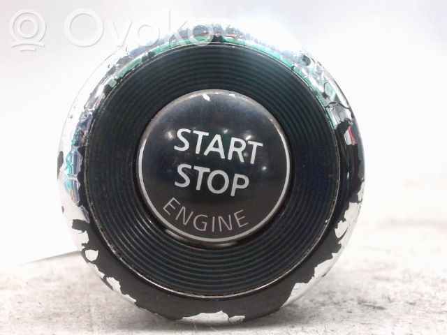 Nissan Qashqai Bouton poussoir de démarrage du moteur 