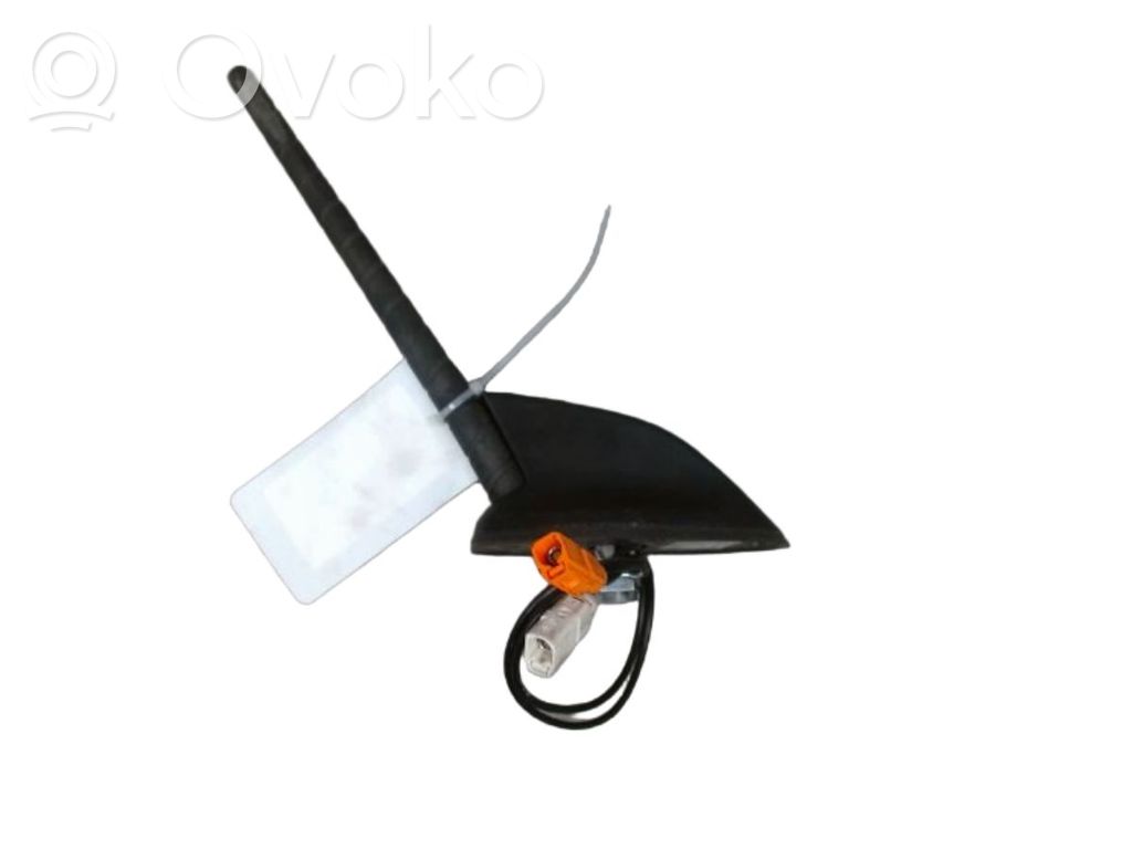 Peugeot 208 II Radion antenni