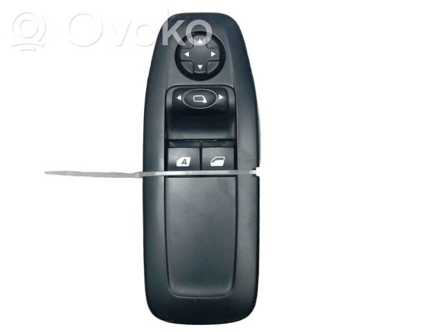 Peugeot 208 I Interruttore di controllo dell’alzacristalli elettrico 