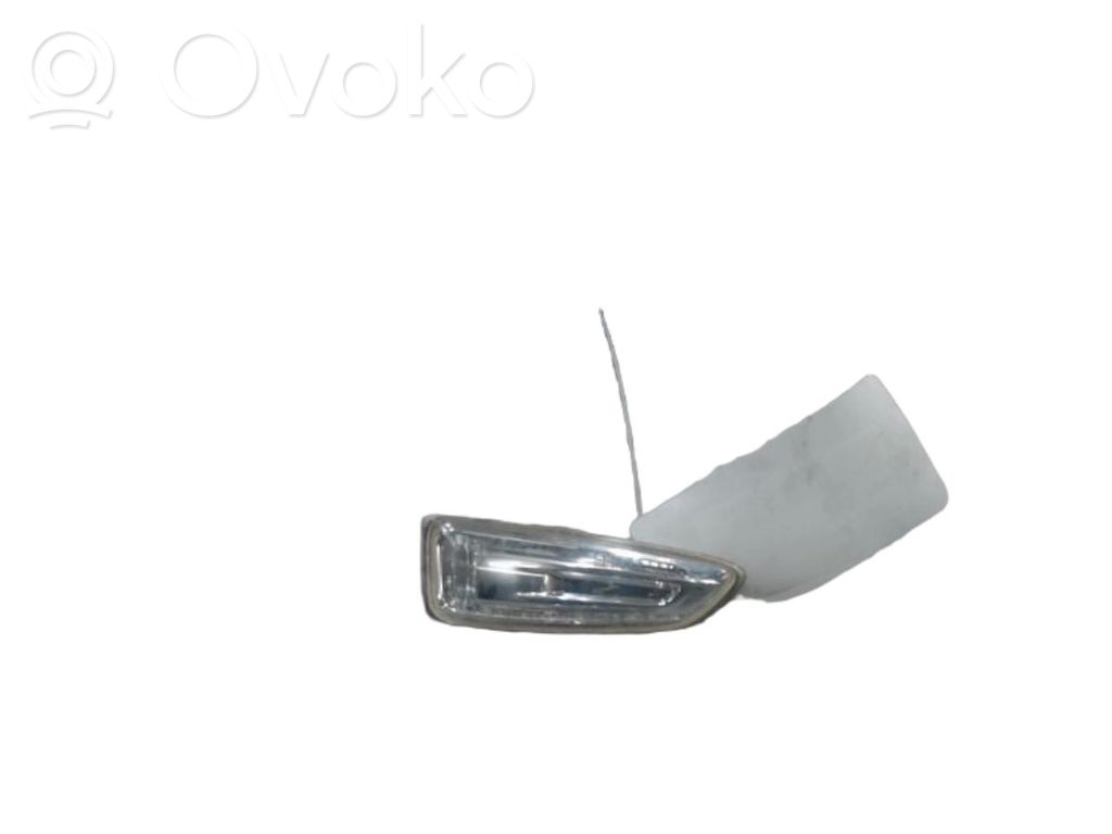 Seitenblinker   YQ00011480,13273104,YQ00011480