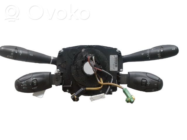 Peugeot 207 Leva/interruttore dell’indicatore di direzione e tergicristallo