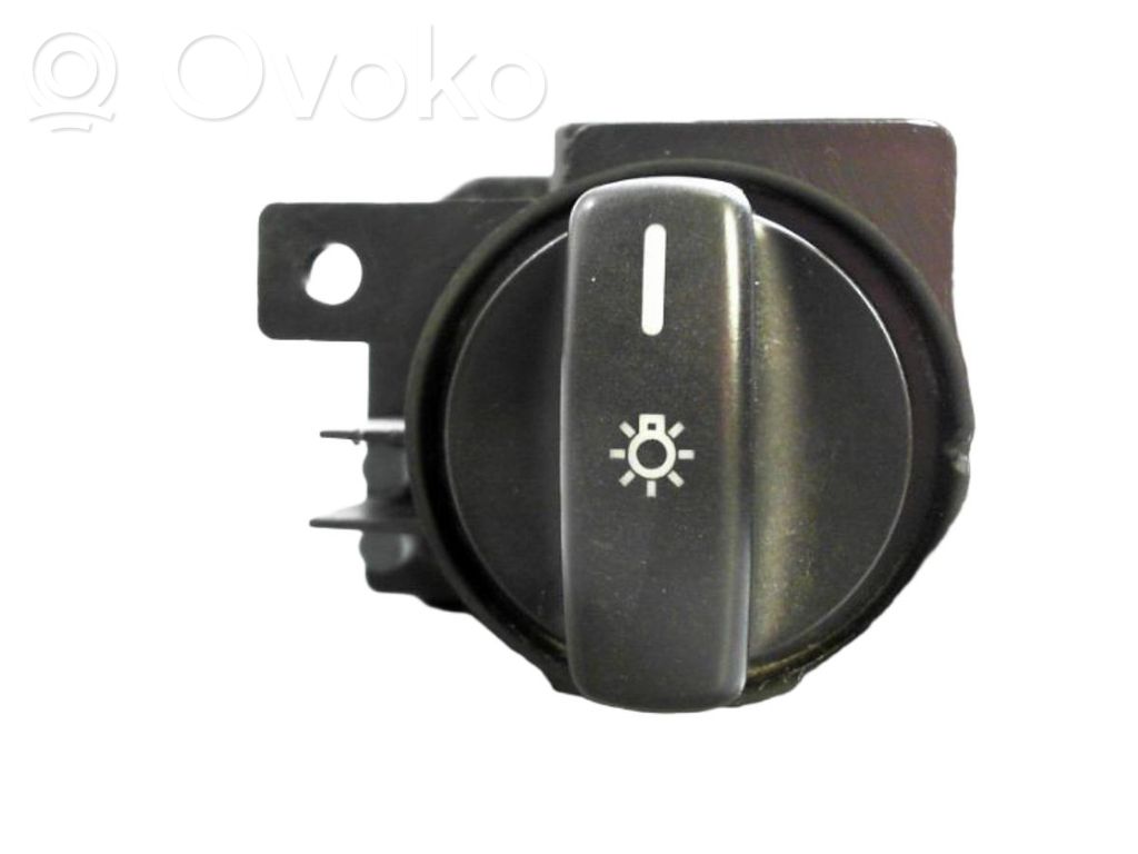 Mercedes-Benz A W169 Interruptor de luz 