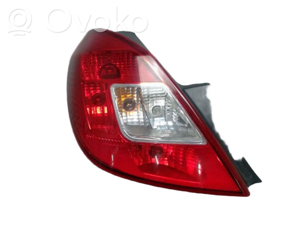 Opel Corsa D Lampa tylna 