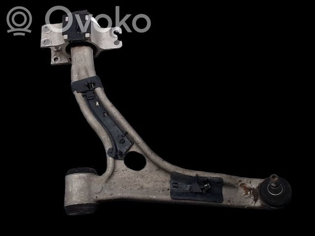 Mercedes-Benz A W176 Braccio di controllo sospensione anteriore inferiore/braccio oscillante