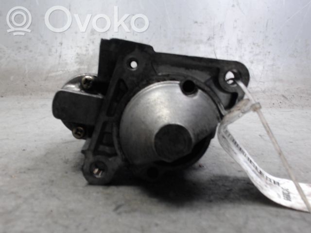 Motor de arranque   8200584685,8200227092,8200584685,M000T91581