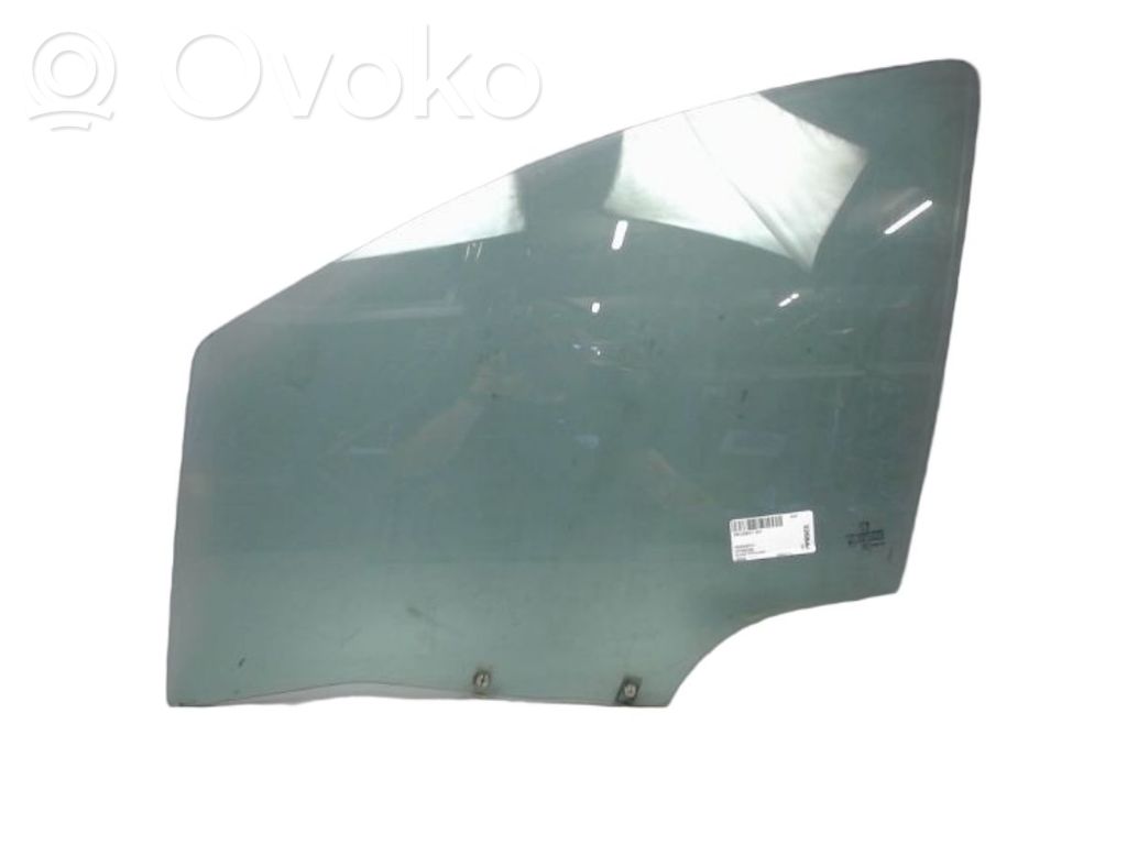 Peugeot 207 Luna de la puerta delantera cuatro puertas