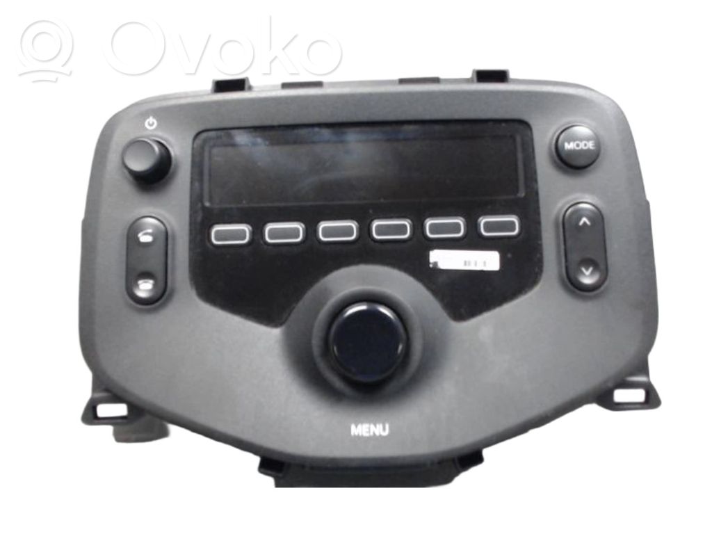Peugeot 108 Unité principale radio / CD / DVD / GPS 