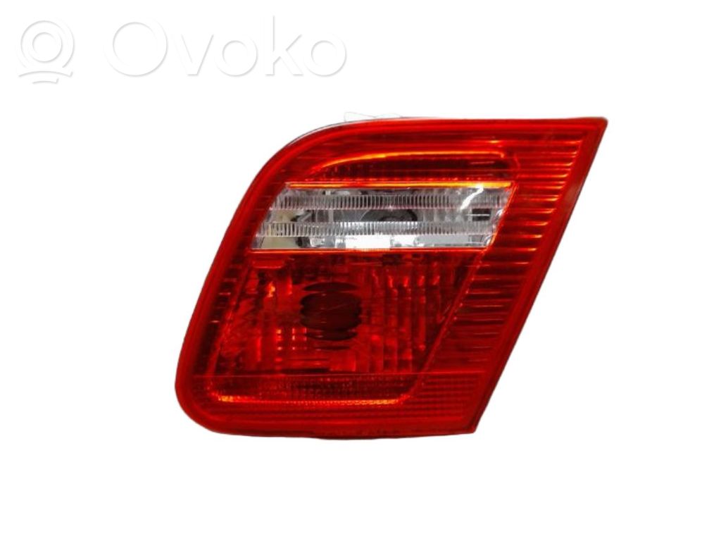 BMW 3 E46 Lampy tylnej klapy bagażnika