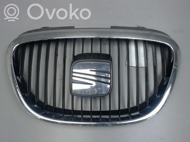 Seat Altea Maskownica / Grill / Atrapa górna chłodnicy 
