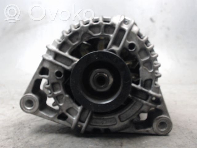 Opel Corsa D Alternador 