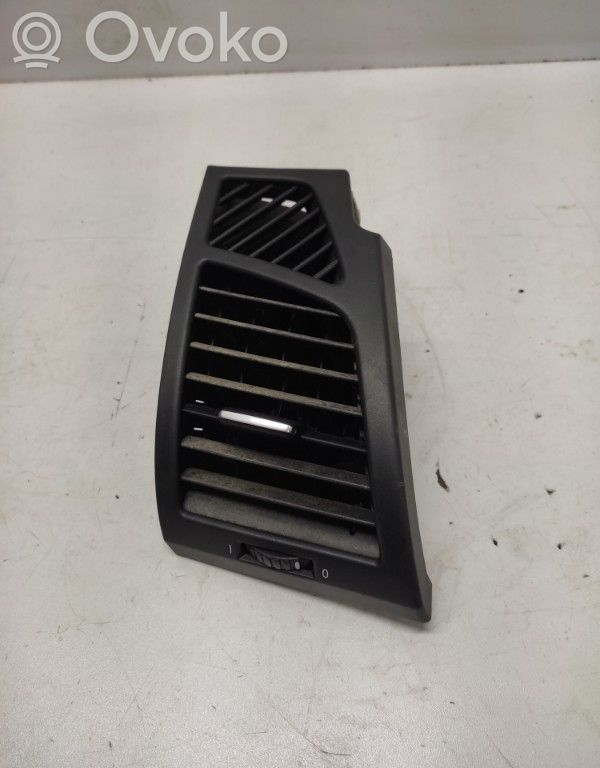 BMW 1 E81 E87 Moldura protectora de la rejilla de ventilación lateral del panel 