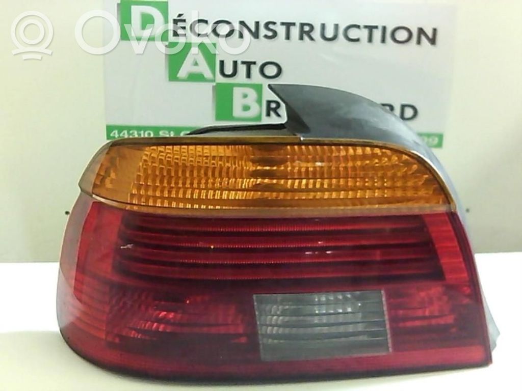 BMW 5 E39 Aizmugurējais lukturis virsbūvē 