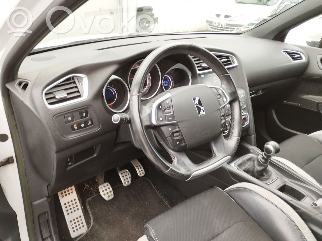 Citroen DS4 Panelė 