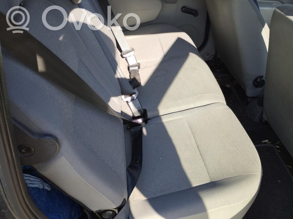 Dacia Logan I Cinturón trasero 