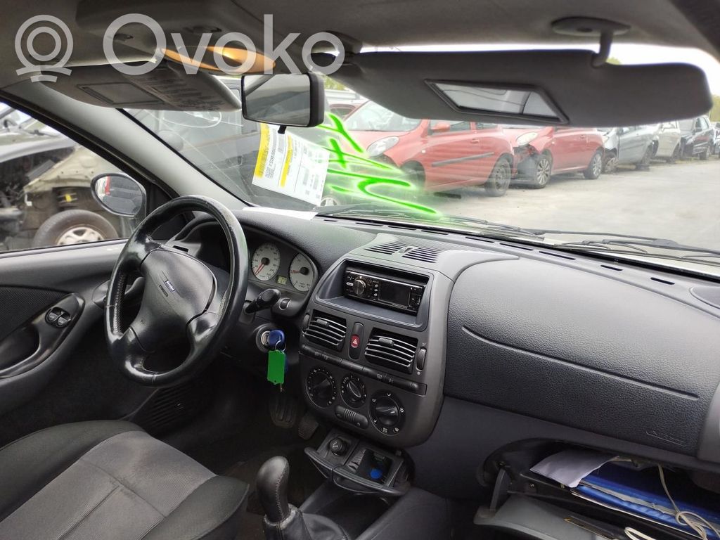 Fiat Bravo - Brava Saulessargu panelis 