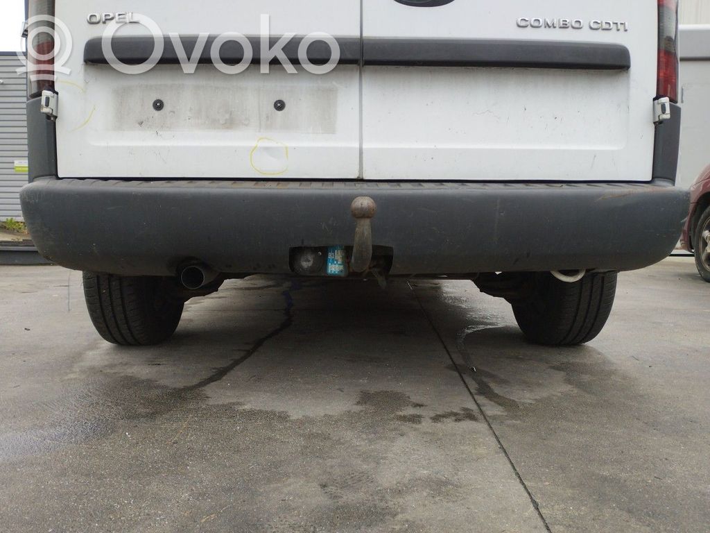 Opel Combo C Бампер 