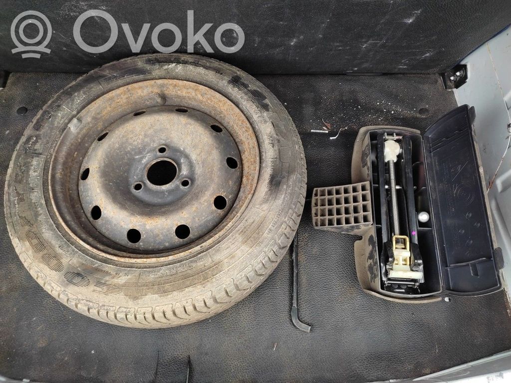 Peugeot 106 Työkalusarja 