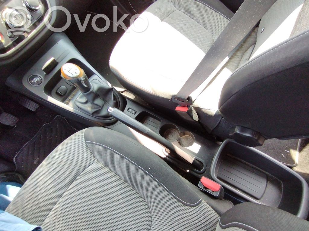 Renault Captur Center console 